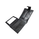 Férfi műbőr pénztárca és kártyatartó díszdobozban.