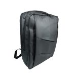 Férfi hátizsák laptoptartóval, USB kivezető nyílással.