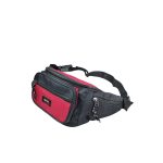 Piros övtáska elején "SPORT" felirattal.