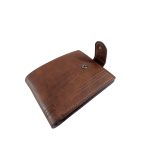 Barna pénztárca és kártyatartó, férfi.