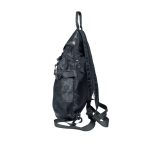 Egypántos férfi hátizsák és testtáska egyben.