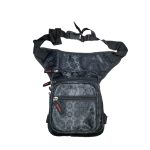 Női combtáska sok zsebbel.