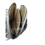 Kétfunkciós női hátizsák, osztott belső térrel.