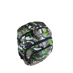 Színes, terepmintás iskolatáska kettő rekesszel.