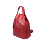 Piros női hátizsák és válltáska elején kettő zsebbel.