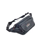 Férfi övtáska tépőzáras zsebbel az elején.