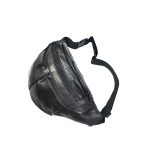 Férfi műbőr övtáska sok zsebbel.