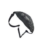 Férfi műbőr övtáska sok zsebbel.