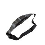 Férfi fekete terepmintás lapos nagy övtáska.