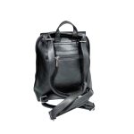 Női fekete hátizsák kétterű belsővel.