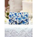 Virágmintás női borítéktáska.