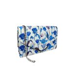 Virágmintás női borítéktáska.