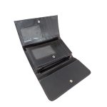 Unisex pénztárca belsejében patentos káryatartóval.