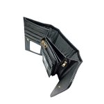 Brifkó pénztárca külön kártyatartó rekesszel.