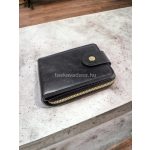 Cipzáros kártyatartó.