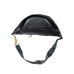 Fekete műbőr női átvetős táska, mely övtáskának is viselhető.